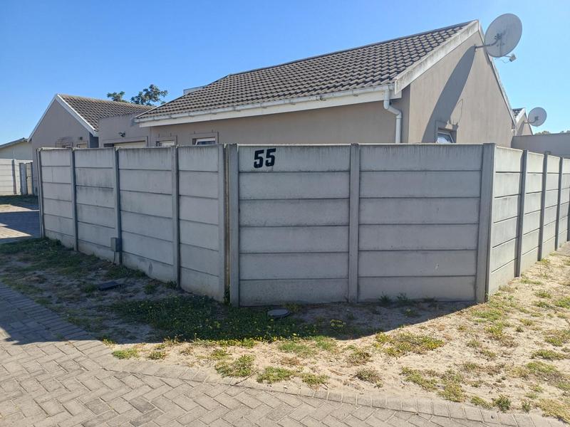 2 Bedroom Property for Sale in Bernadino Heights Western Cape